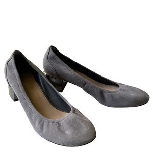 ALDO Block Heel Round Toe Shoe in Gray Size 8